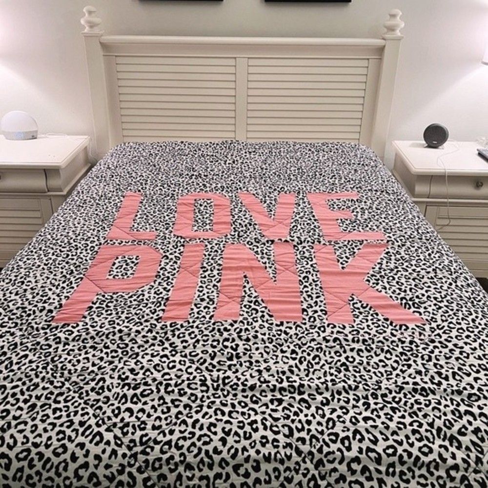 Victoria Secret Pink Leopard Comforter